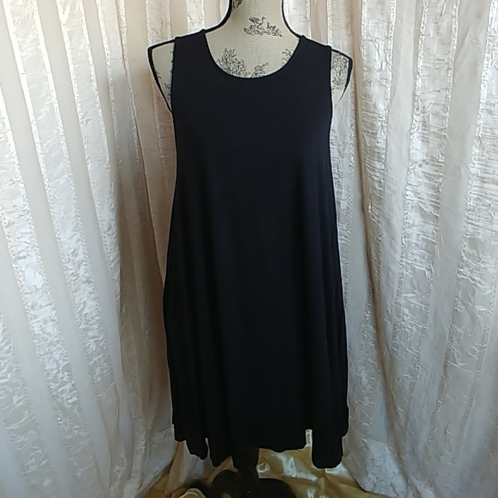 American Eagle Open Back Sheath Dress